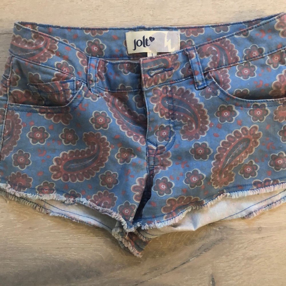 Patterned shorts - Picture 3 of 4